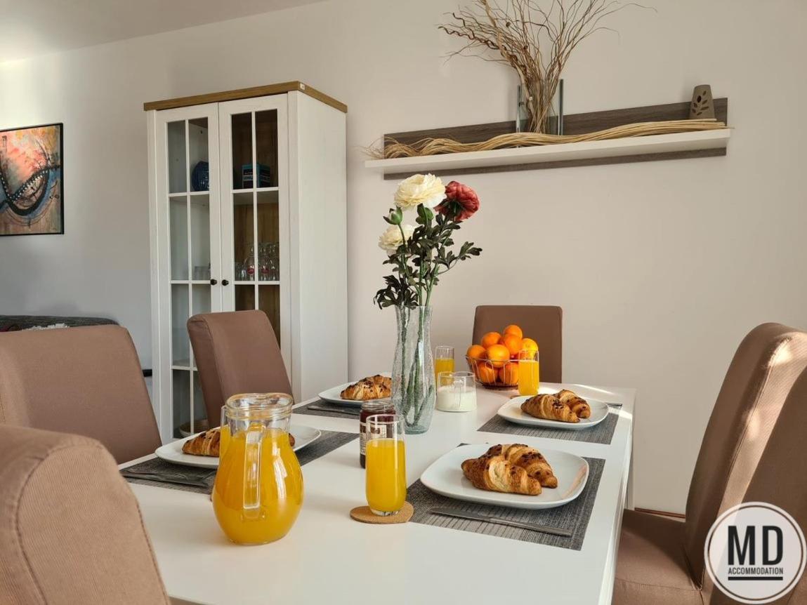Apartment Valery Pula Buitenkant foto