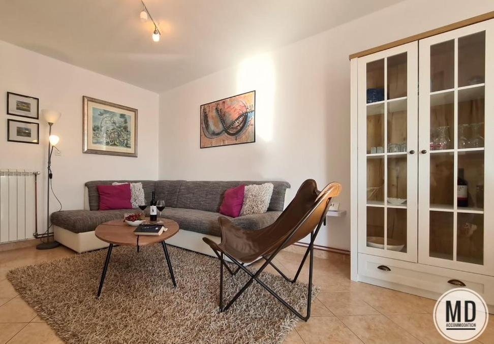 Apartment Valery Pula Buitenkant foto