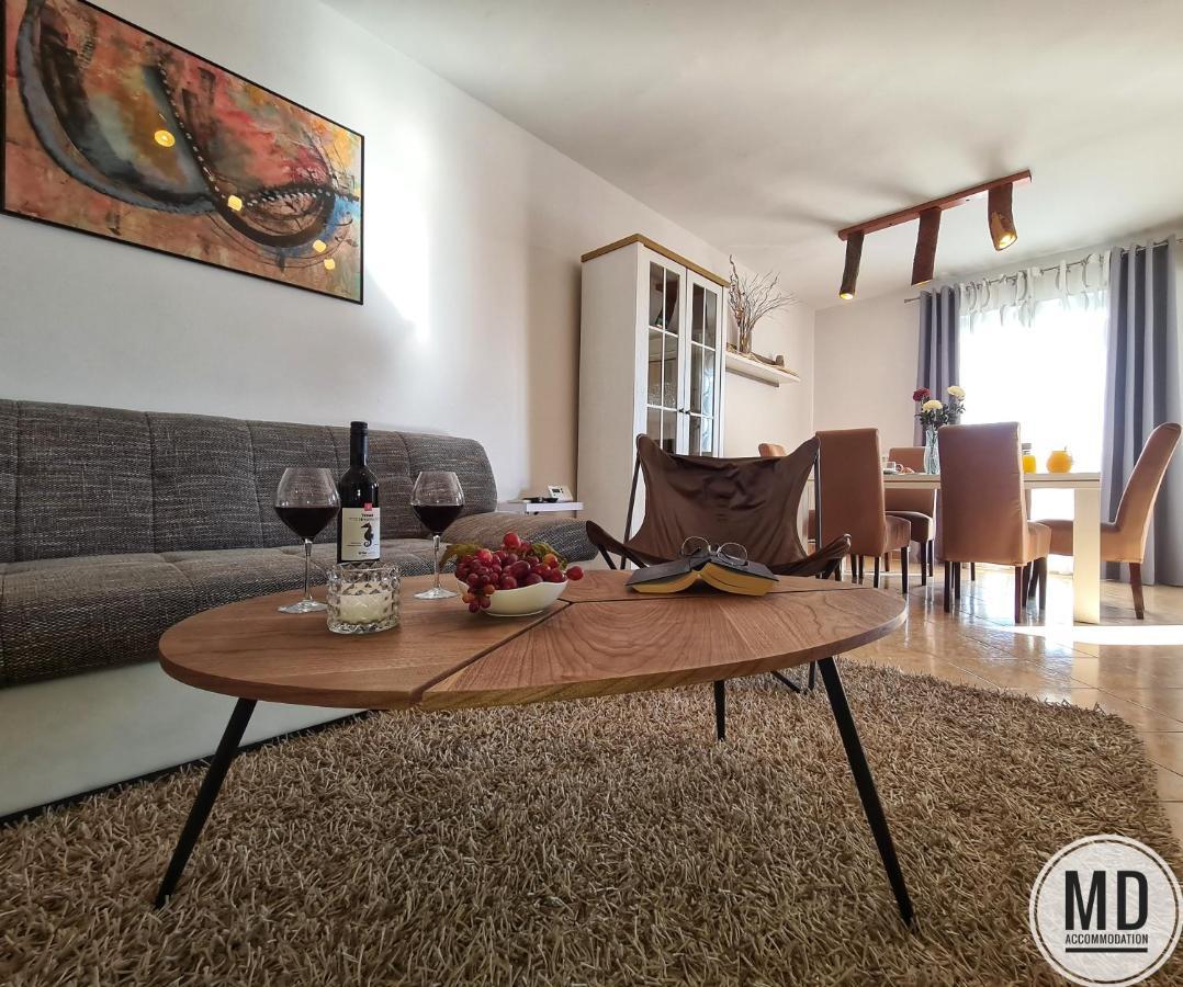 Apartment Valery Pula Buitenkant foto